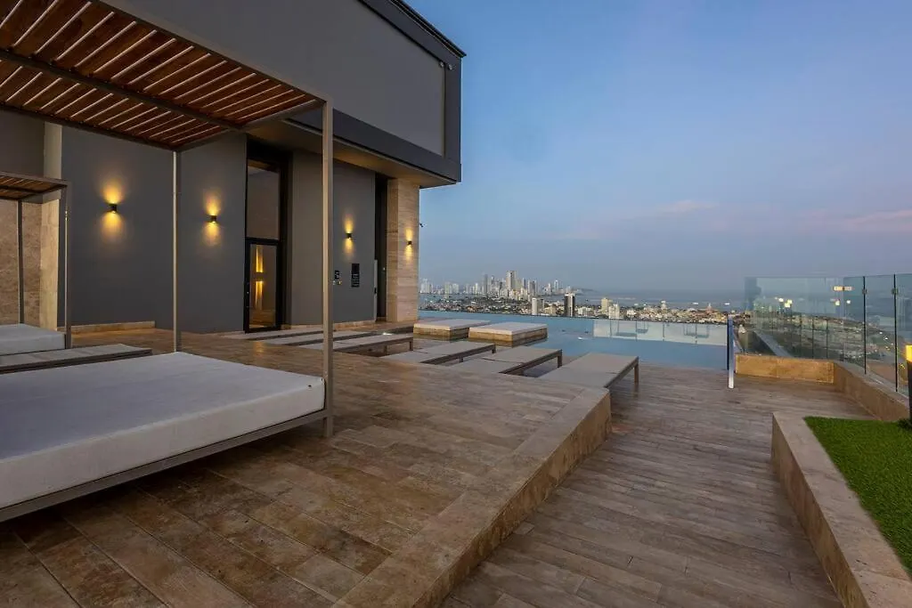 New Vibrant & Memorable Condo In Cartagena, Col Appartement