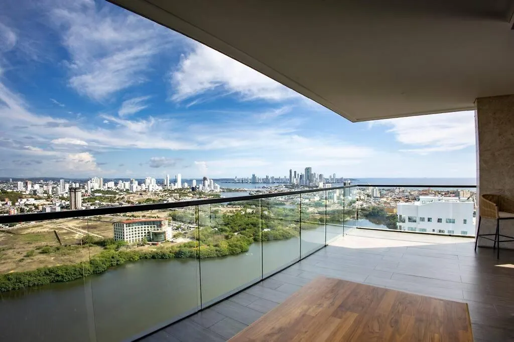 New Vibrant & Memorable Condo In Cartagena, Col